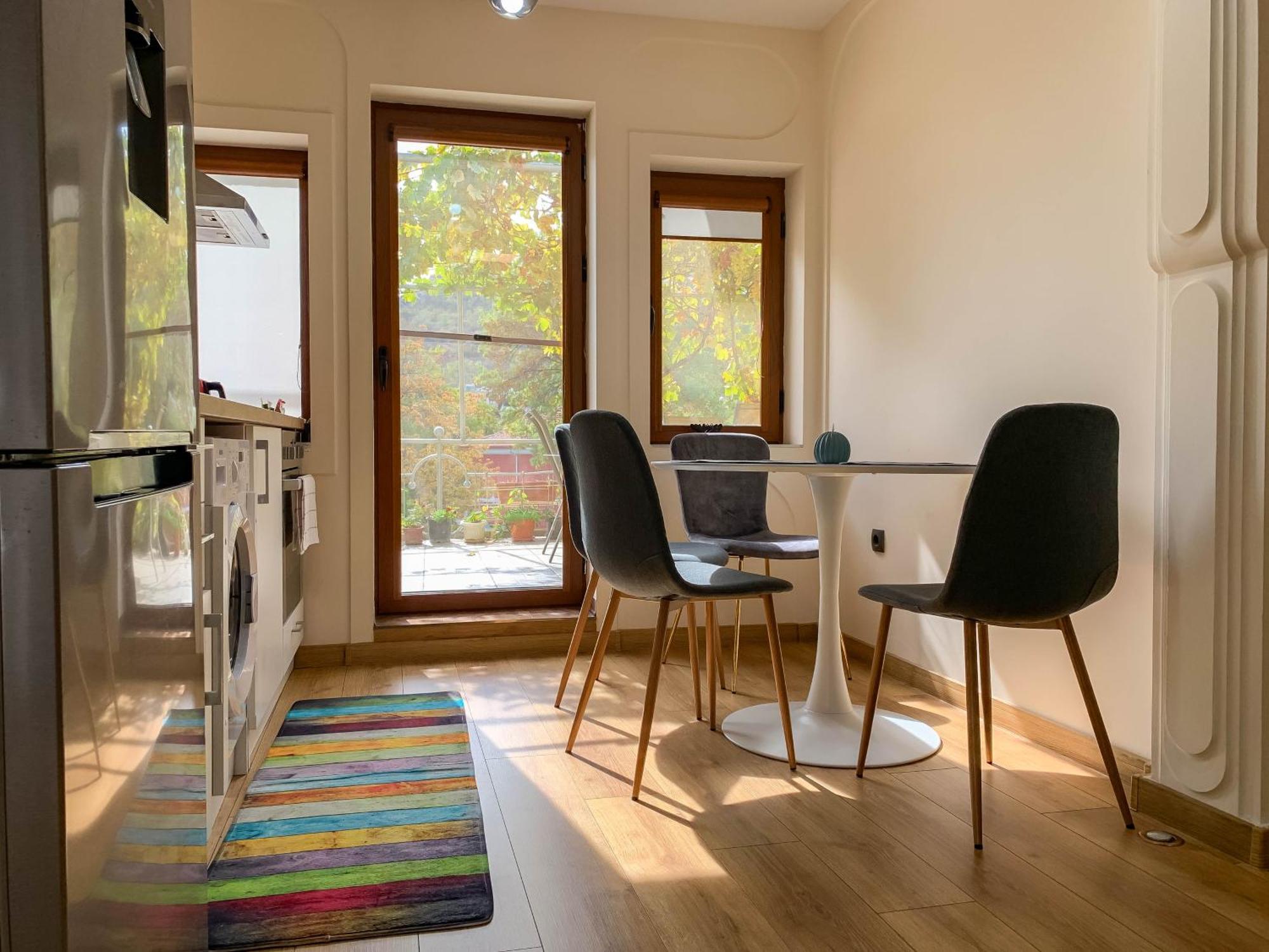 2-Bedroom Flat - Sunny Balcony Plovdiv Exteriér fotografie