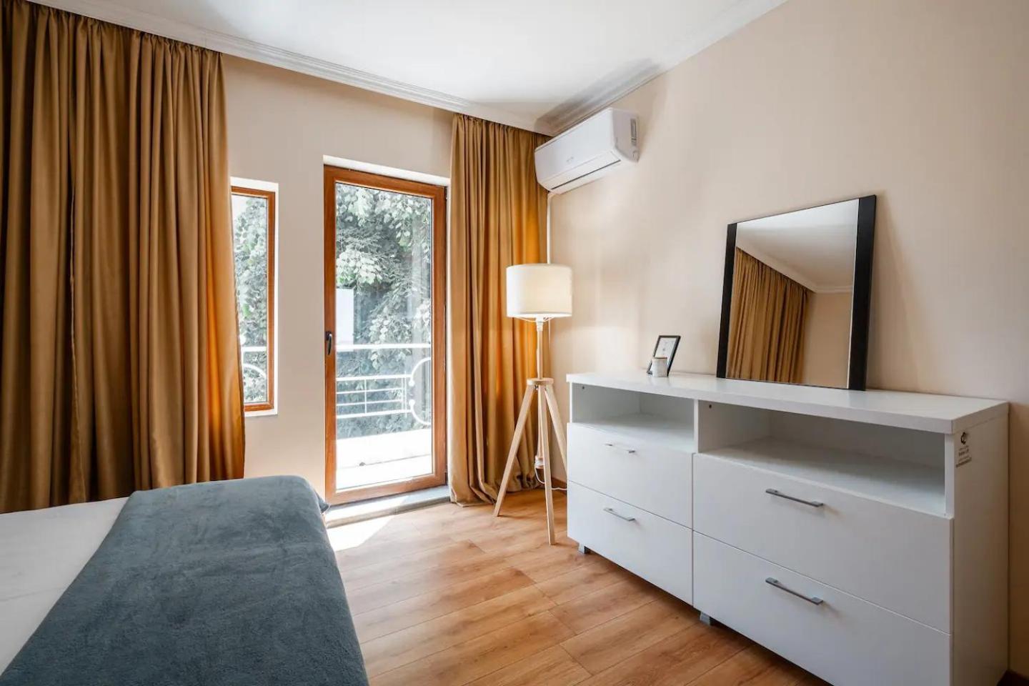 2-Bedroom Flat - Sunny Balcony Plovdiv Exteriér fotografie